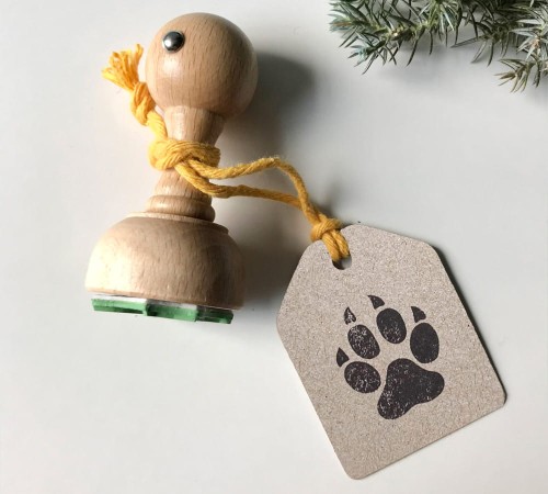 Tropy wilka pieczątka drewniana