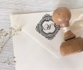 Pieczątka z monogramem na zamówienie, personalizowany stempel drewniany .