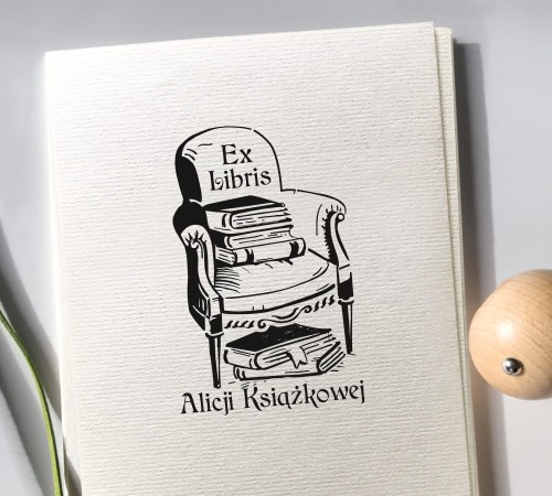 Fotel z książkami - Stempel personalizowany Ex libris