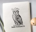 Spersonalizowana pieczątka z pięknym odręcznym rysunkiem sowy