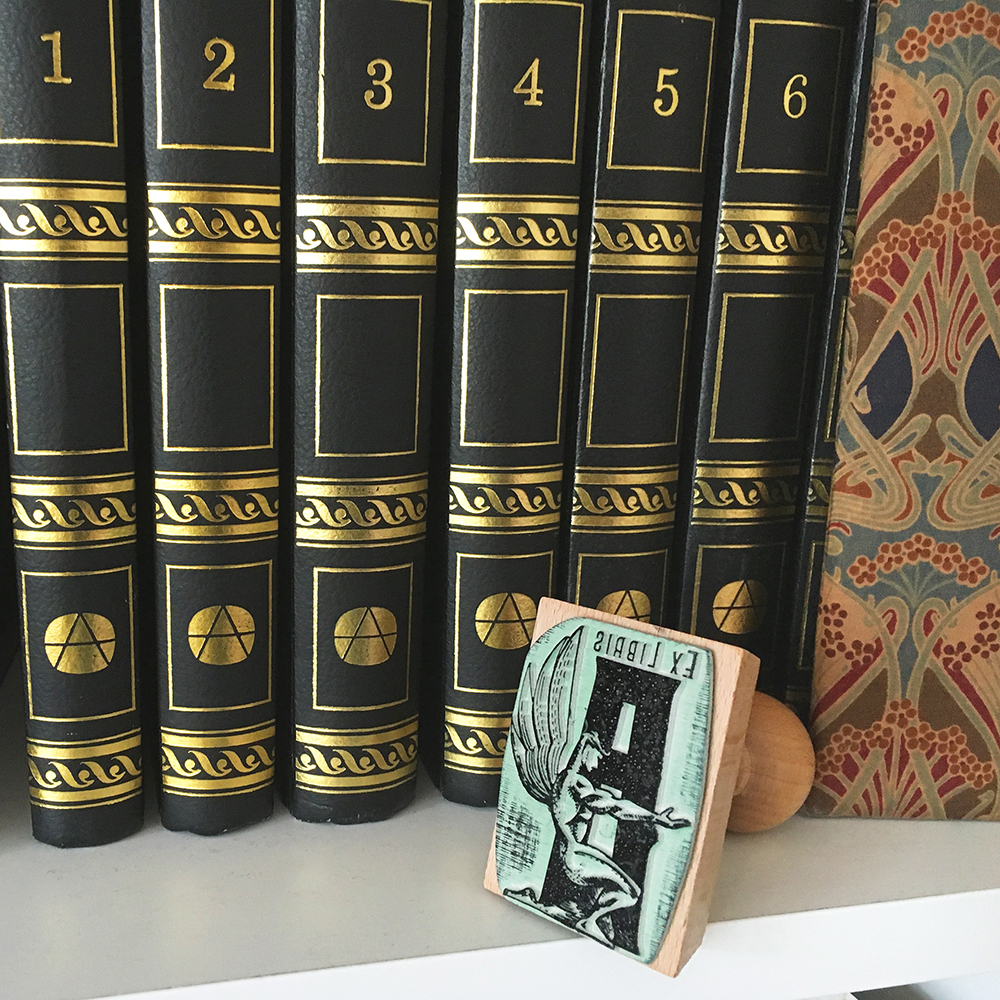 Ex libris z inicjałami